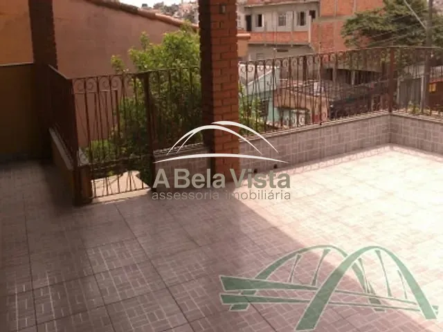 Sobrado com 218m² 3 quartos e 2 banheiros, à venda, no bairro Novo Osasco em Osasco