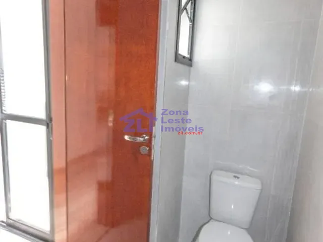 Sobrado com 110m² 3 quartos e 2 banheiros, à venda, no bairro Jardim Avelino em São Paulo