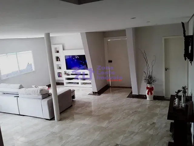 Sobrado com 300m² 3 quartos e 5 banheiros, à venda, no bairro Vila Buenos Aires em São Paulo