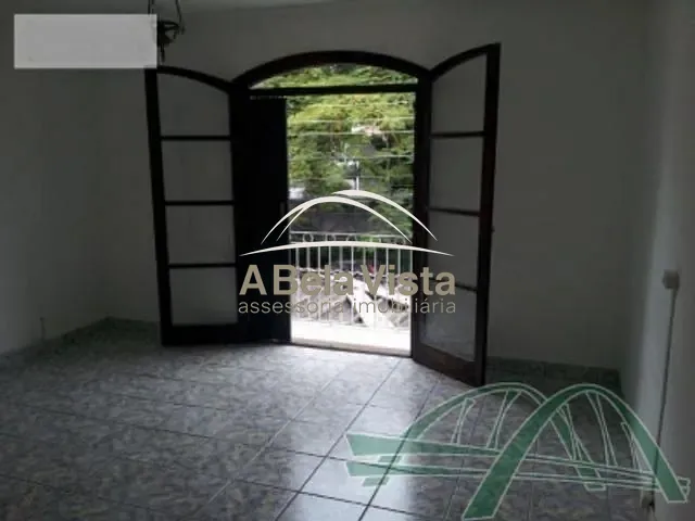 Sobrado com 150m² 3 quartos e 2 banheiros, à venda, no bairro Vila Yara em Osasco