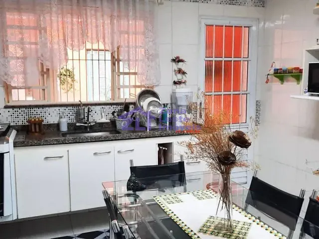 Sobrado com 90m² 3 quartos e 2 banheiros, para alugar, no bairro Tatuapé em São Paulo