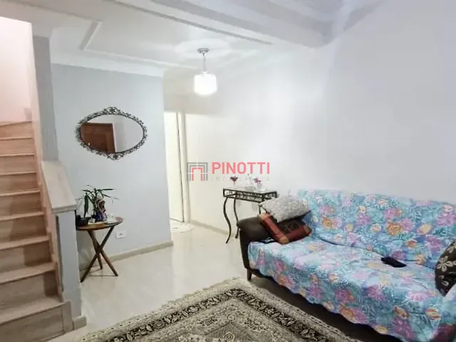 Sobrado 2 quartos e 1 banheiro, à venda, no bairro Jardim Calux em São Bernardo do Campo