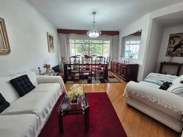 Sobrado 3 quartos e 5 banheiros, à venda, no bairro Jardim Maria Adelaide em São Bernardo do Campo