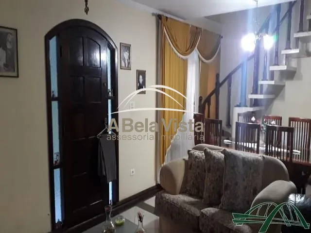 Sobrado com 250m² 5 quartos e 6 banheiros, à venda, no bairro Vila Osasco em Osasco