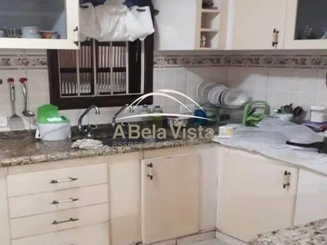 Sobrado com 250m² 5 quartos e 6 banheiros, à venda, no bairro Vila Osasco em Osasco