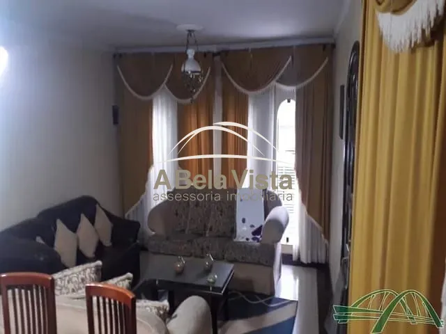 Sobrado com 250m² 5 quartos e 6 banheiros, à venda, no bairro Vila Osasco em Osasco