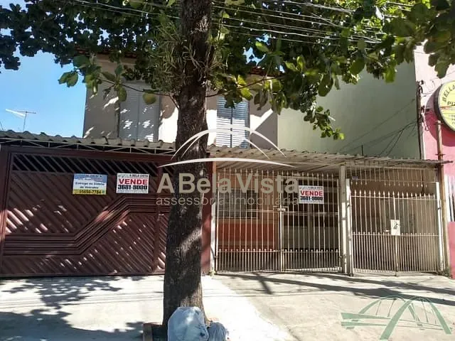 Sobrado com 250m² 6 quartos e 2 banheiros, à venda, no bairro Jardim Água Boa em Osasco