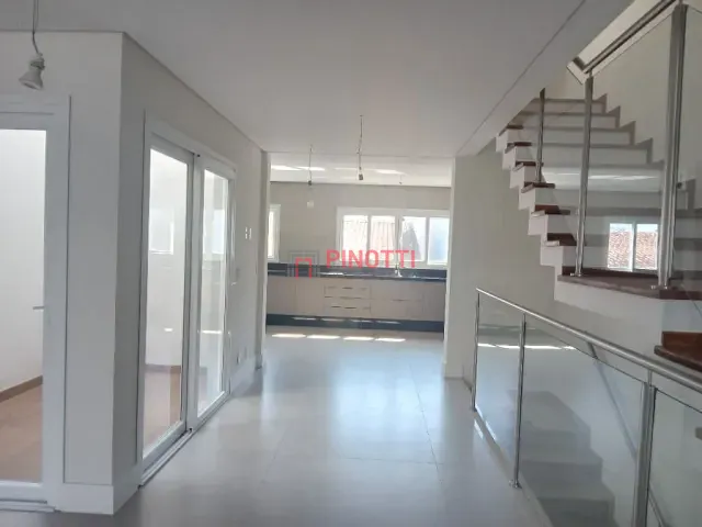 Sobrado 3 quartos e 4 banheiros, à venda, no bairro Nova Petrópolis em São Bernardo do Campo
