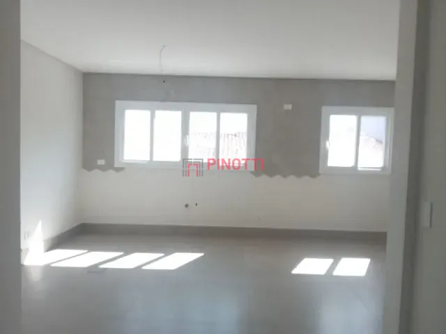 Sobrado 3 quartos e 4 banheiros, à venda, no bairro Nova Petrópolis em São Bernardo do Campo