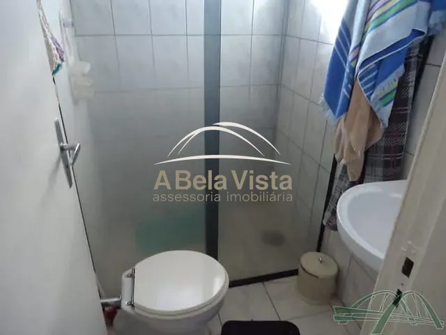 Sobrado 3 quartos e 2 banheiros, à venda, no bairro Vila Yolanda em Osasco