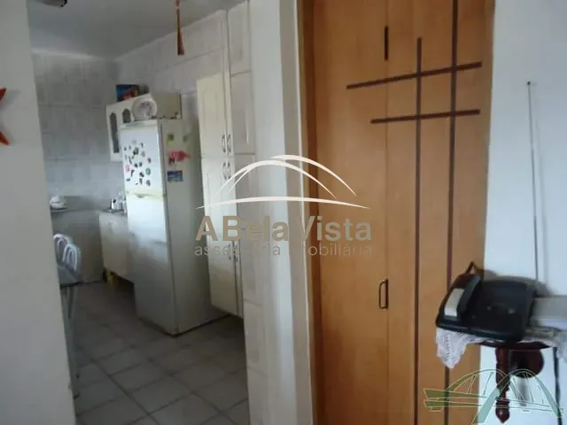 Sobrado 3 quartos e 2 banheiros, à venda, no bairro Vila Yolanda em Osasco