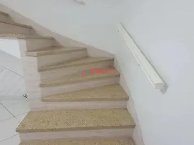 Sobrado 2 quartos e 2 banheiros, à venda, no bairro Rudge Ramos em São Bernardo do Campo