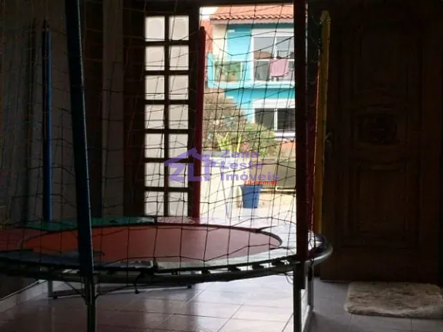 Sobrado com 200m² 3 quartos e 2 banheiros, à venda, no bairro Jardim Ângela (Zona Leste) em São Paulo