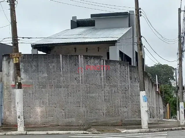 Sobrado 10 quartos e 6 banheiros, para alugar, no bairro Parque dos Pássaros em São Bernardo do Campo