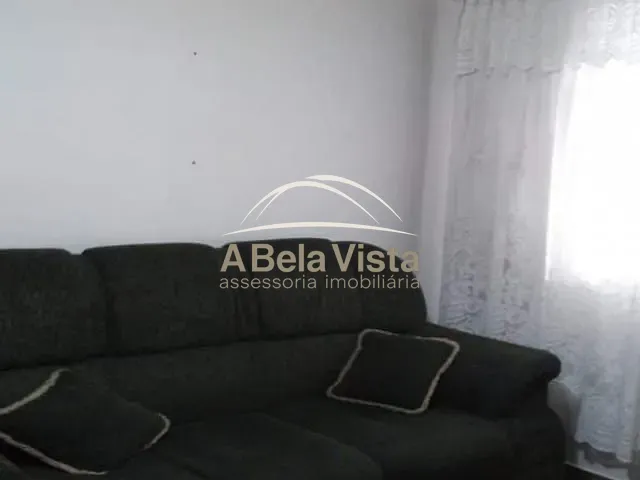 Sobrado 4 quartos e 2 banheiros, à venda, no bairro Cidade das Flores em Osasco