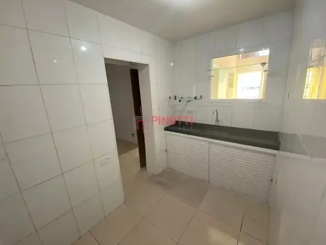 Sobrado 3 quartos e 2 banheiros, para alugar, no bairro Jardim Chácara Inglesa em São Bernardo do Campo
