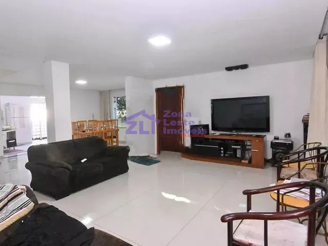 Sobrado com 275m² 3 quartos e 4 banheiros, à venda, no bairro Vila Olinda em São Paulo