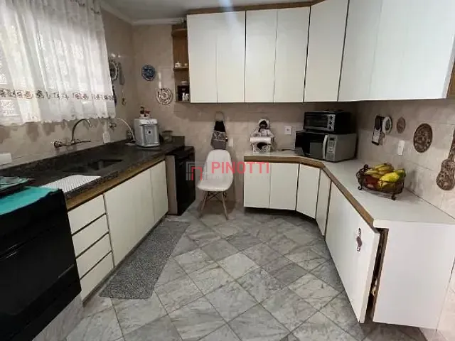 Sobrado 5 quartos e 3 banheiros, à venda, no bairro Vila Jordanópolis em São Bernardo do Campo