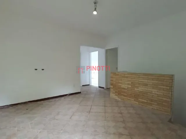 Sobrado 4 quartos e 2 banheiros, para alugar, no bairro Dos Finco em São Bernardo do Campo