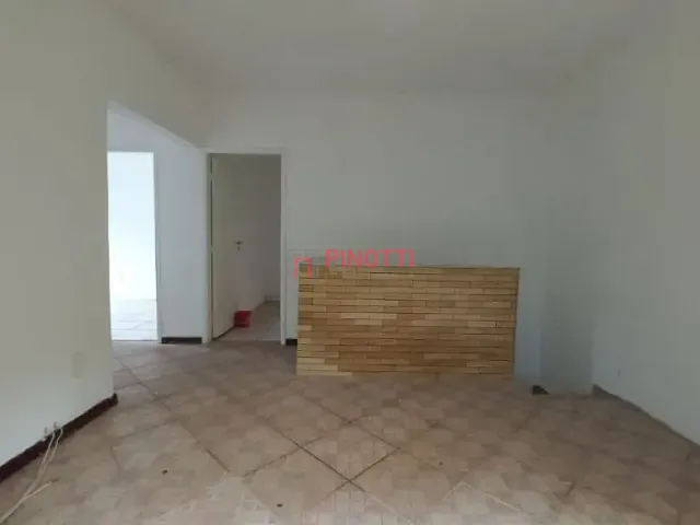 Sobrado 4 quartos e 2 banheiros, para alugar, no bairro Dos Finco em São Bernardo do Campo