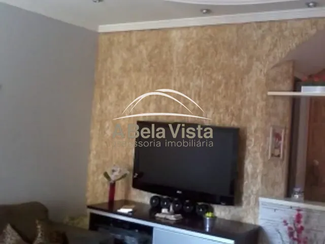 Sobrado 2 quartos e 2 banheiros, à venda, no bairro Jardim Brasilia em Osasco