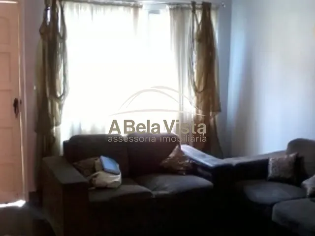 Sobrado 2 quartos e 2 banheiros, à venda, no bairro Jardim Brasilia em Osasco