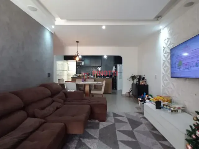 Sobrado 2 quartos e 2 banheiros, para alugar, no bairro Taboão em Diadema