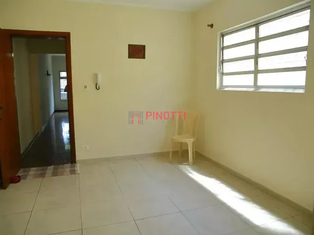 Sobrado 4 quartos e 2 banheiros, à venda ou para alugar, no bairro Jardim do Mar em São Bernardo do Campo