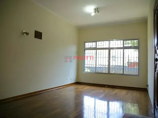 Sobrado 4 quartos e 2 banheiros, à venda ou para alugar, no bairro Jardim do Mar em São Bernardo do Campo