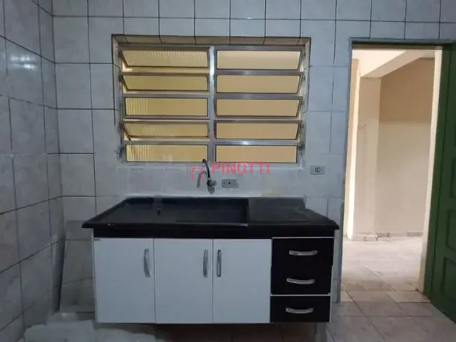 Sobrado 2 quartos e 1 banheiro, para alugar, no bairro Ferrazópolis em São Bernardo do Campo