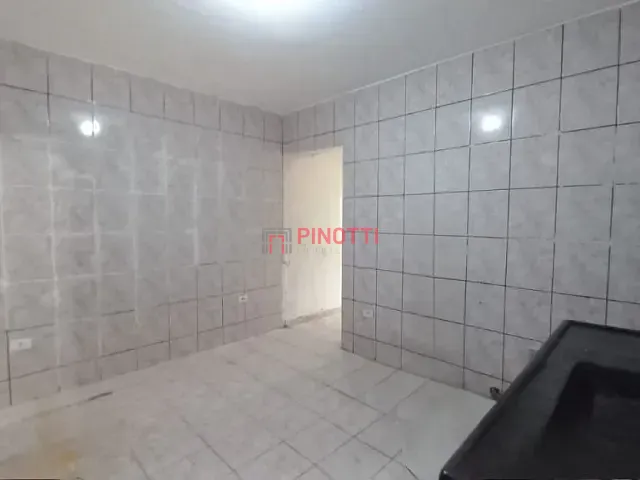 Sobrado 2 quartos e 1 banheiro, para alugar, no bairro Ferrazópolis em São Bernardo do Campo