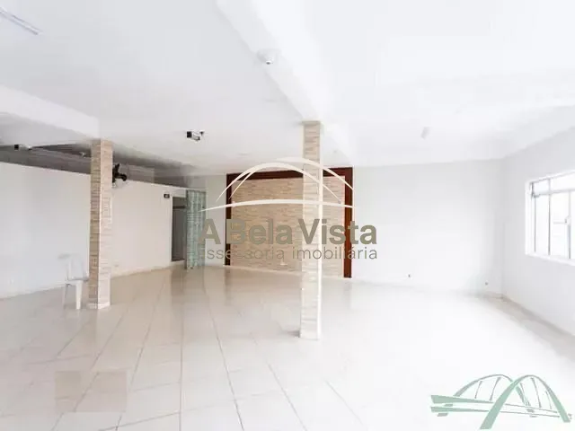 Sobrado com 280m² 5 quartos e 1 banheiro, à venda, no bairro Santo Antônio em Osasco