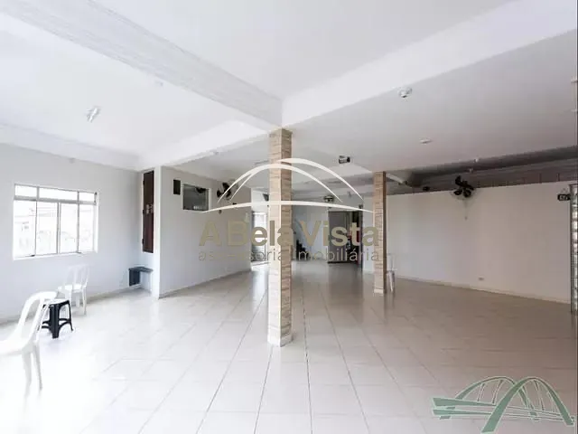 Sobrado com 280m² 5 quartos e 1 banheiro, à venda, no bairro Santo Antônio em Osasco