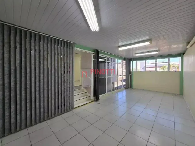 Sobrado 1 quarto e 7 banheiros, para alugar, no bairro Santa Terezinha em São Bernardo do Campo
