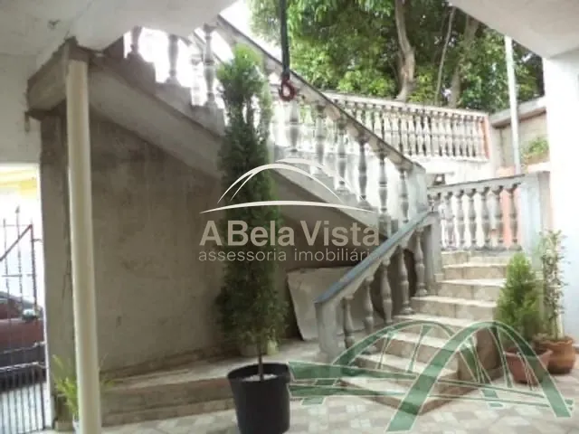 Sobrado com 253m² 5 quartos e 4 banheiros, à venda, no bairro Pestana em Osasco