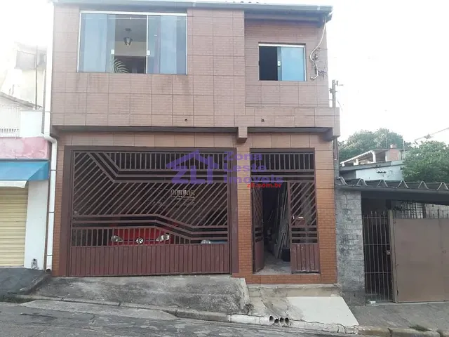 Sobrado com 130m² 3 quartos e 3 banheiros, à venda, no bairro Jardim Caguassu em São Paulo