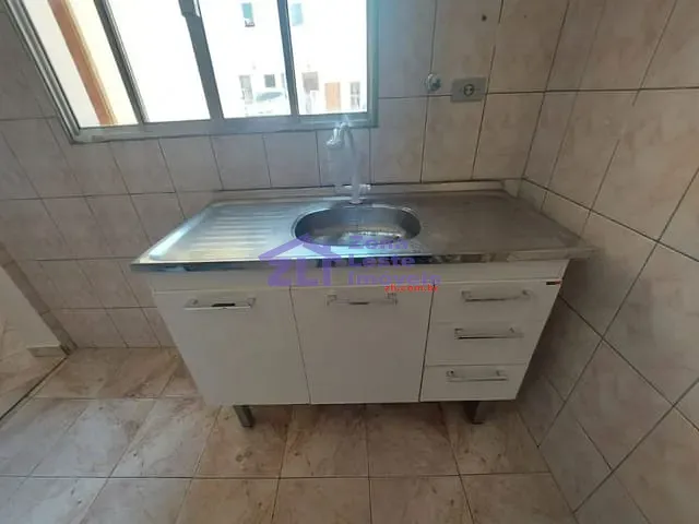 Sobrado com 75m² 2 quartos e 1 banheiro, para alugar, no bairro Itaquera em São Paulo
