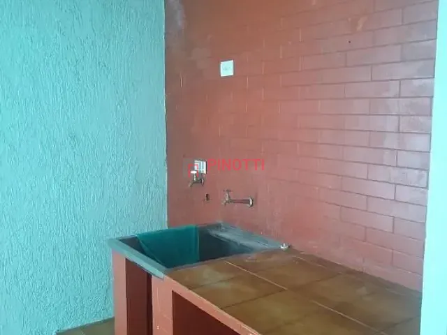 Sobrado 3 quartos e 3 banheiros, para alugar, no bairro Vila Marchi em São Bernardo do Campo