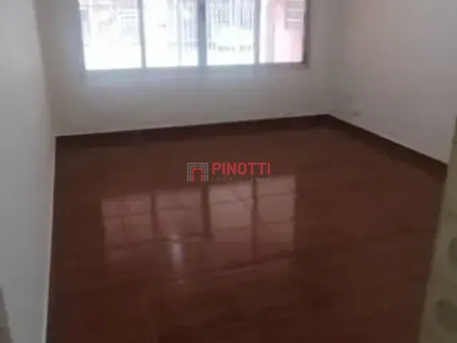 Sobrado 4 quartos e 2 banheiros, à venda, no bairro Alves Dias em São Bernardo do Campo