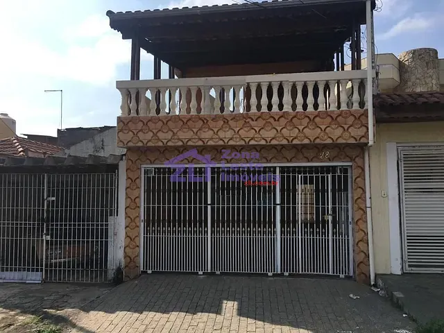 Sobrado com 1800m² 4 quartos e 3 banheiros, à venda, no bairro Parque Maria Luiza em São Paulo