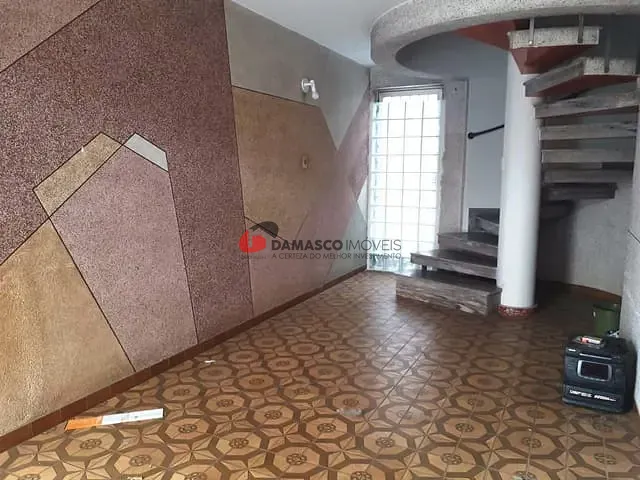Sobrado com 150m² 3 quartos e 1 banheiro, para alugar, no bairro Santa Maria em São Caetano do Sul