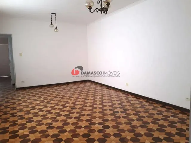 Sobrado com 150m² 3 quartos e 1 banheiro, para alugar, no bairro Santa Maria em São Caetano do Sul