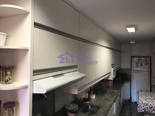 Sobrado com 242m² 4 quartos e 5 banheiros, à venda, no bairro Vila Formosa em São Paulo