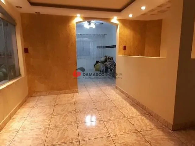 Sobrado com 203m² 3 quartos e 1 banheiro, à venda, no bairro Santa Maria em São Caetano do Sul
