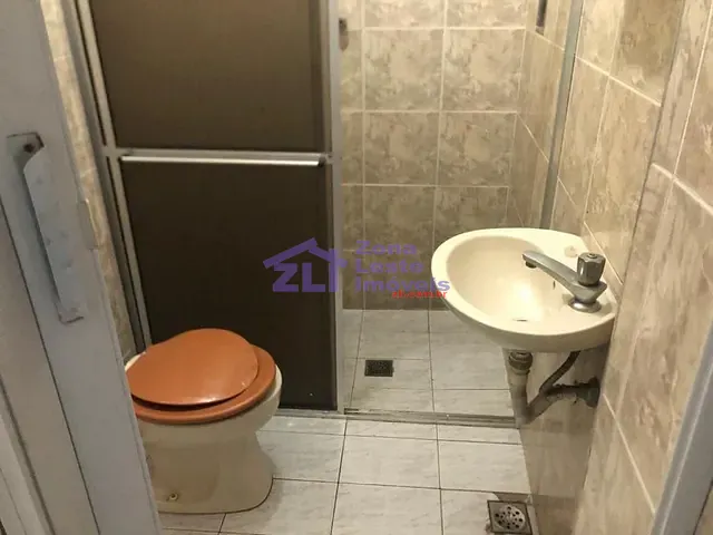 Sobrado com 191m² 5 quartos e 4 banheiros, à venda ou para alugar, no bairro chacara santo antonio em São Paulo