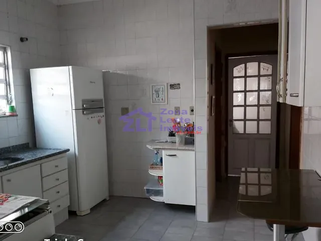 Sobrado com 224m² 3 quartos e 2 banheiros, à venda, no bairro Vila Ema em São Paulo