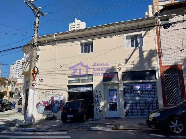 Casa com 300m² 2 quartos e 2 banheiros, à venda ou para alugar, no bairro Parque da Mooca em São Paulo