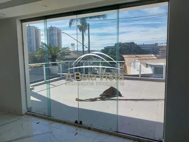 Sobrado com 320m² 3 quartos e 4 banheiros, à venda, no bairro Vila Campesina em Osasco