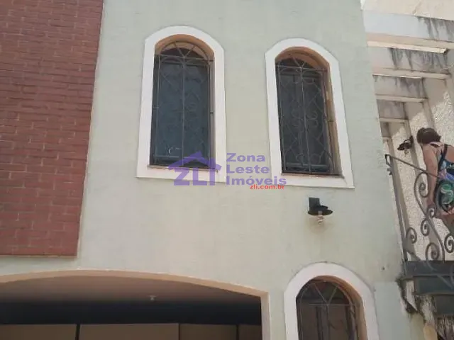 Sobrado com 200m² 2 quartos e 1 banheiro, à venda, no bairro Vila Bertioga em São Paulo