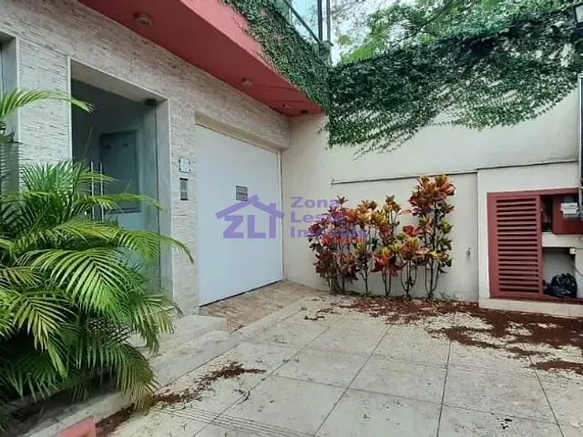 Sobrado com 250m², à venda, no bairro Tatuapé em São Paulo